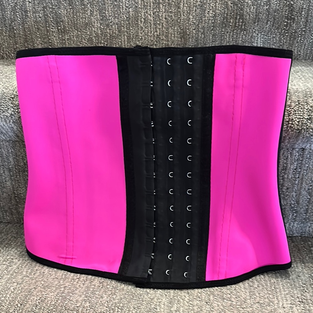 Ann Chery hot pink and black  Waist Trainer size 36